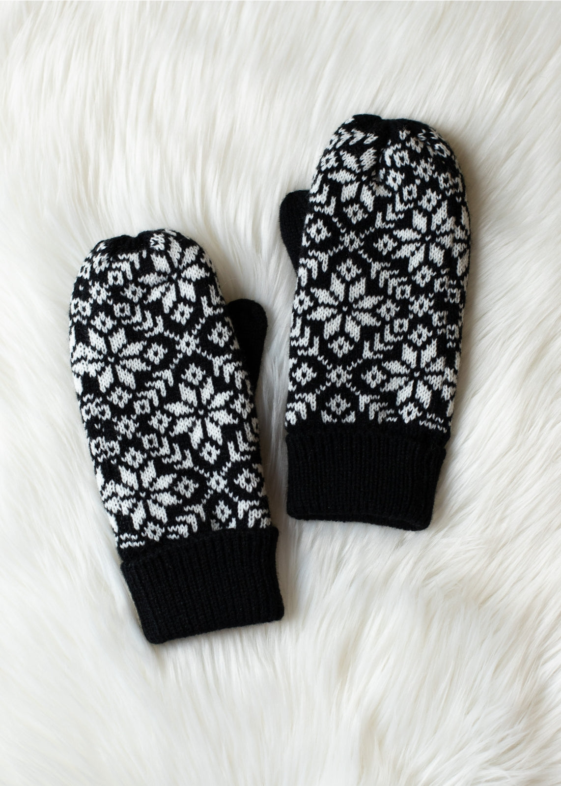 Black & White Snowflake Knit Mittens