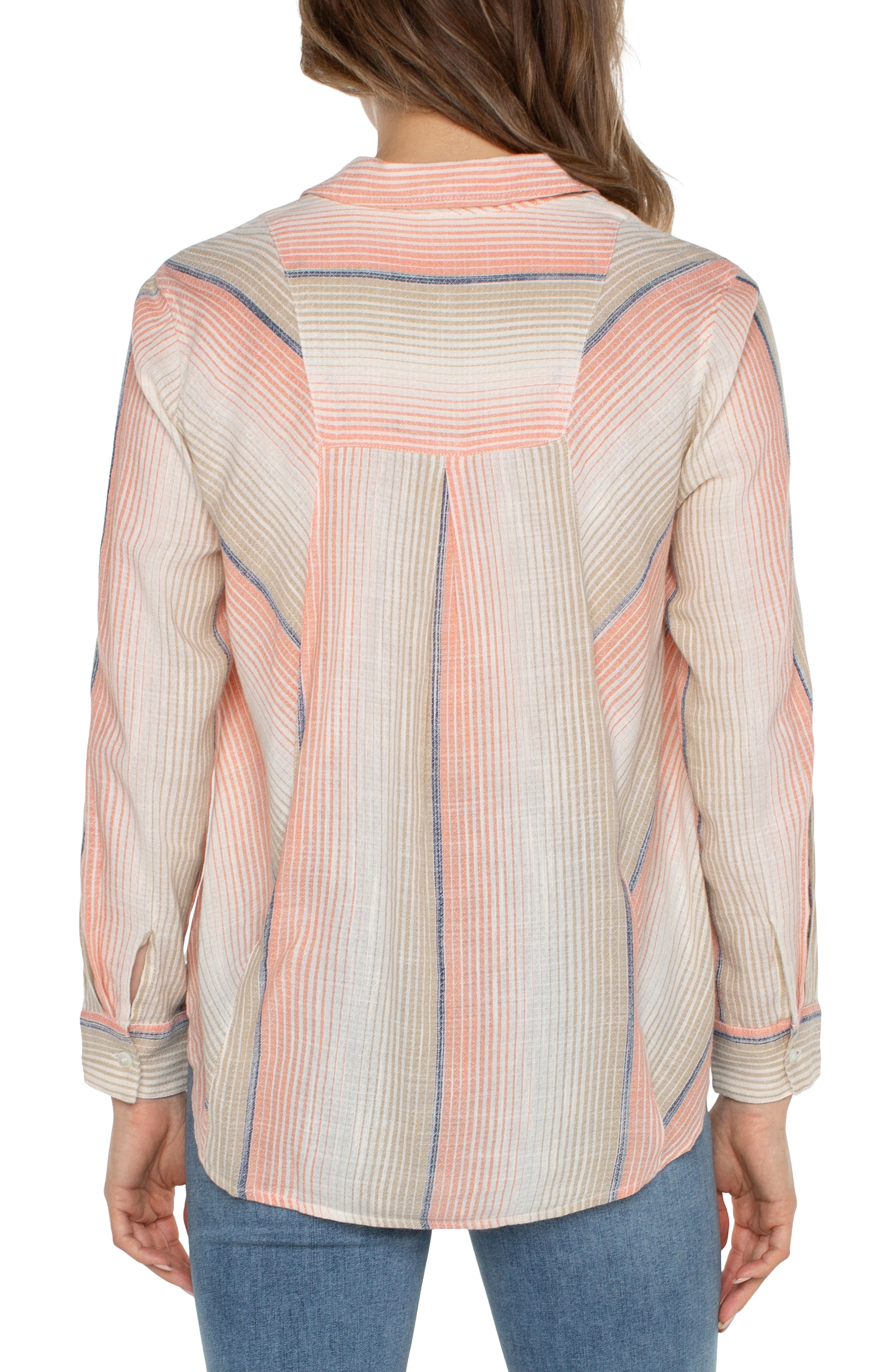 Button Front Shirt w/Inverted Pleats